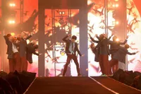 Aksi EXO di MTV World Stage Malaysia 2013