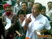 Alex Asmasoebrata dan Jane Shalimar