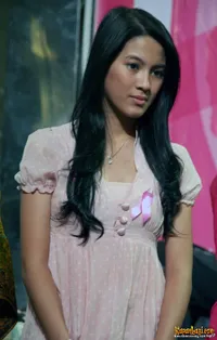 Alyssa Soebandono Peduli Kanker Payudara
