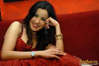 Andi Soraya Blak-Blakan Soal Tampil Vulgar di Film