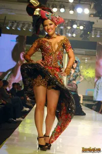 Ardina Rasti di 7th Jakarta Fashion And Food Festival