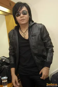 Ari Lasso di Studio DAHSYAT RCTI