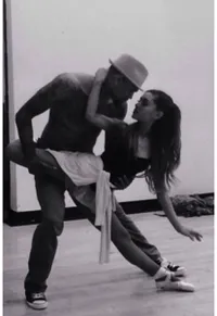 Ariana Grande dan Chris Brown Terlibat Cinta Terlarang