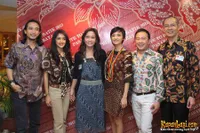 Artis-Artis di Pasaraya Tribute To Batik Indonesia