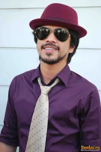 Aryo Wahab Serius di The Dance Company