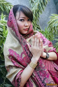 Attina Riawati Luncurkan Single Religi