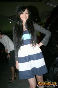 Aura Kasih Main Bareng Miyabi
