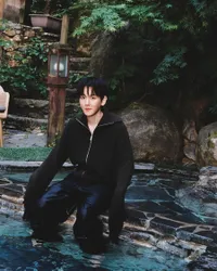 Baby Face Meski Sudah Kepala 3! 8 Potret Baekhyun EXO dalam Pemotretan Terbaru Bersama Dazed Korea