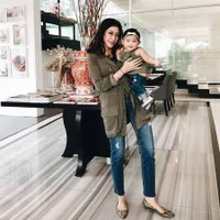 Baby Gaia Putri Aliya dan Ibas Yudhoyono, Mirip Ayah Atau Kakek?