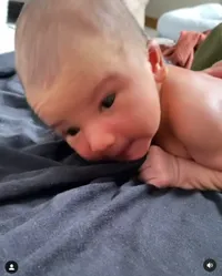 Baby Ukkasya Belajar Tengkurap dan Angkat Kepala, Zaskia Sungkar Kebanjiran Protes dari Netizen