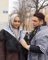 Bagai Kakak Adik, Ivan Gunawan Akan Selalu Jaga Bunga Jelitha
