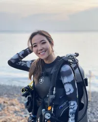Bak Putri Duyung, Intip 9 Potret Gisella Anastasia yang Kini Punya Hobi Diving - Menyelam Bareng Ikan dan Terumbu Karang di Bawah Laut