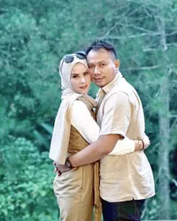 Bakal Cerai, Kemesraan Vicky - Angel Lelga Bertahan 8 Bulan Saja