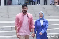 Bakal Dikaruniai Anak Perempuan, 8 Momen Keseruan Gender Reveal Party Irish Bella - Ammar Zoni Loncat Kegirangan