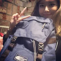 Barang Artis SM Ent Yang Dilelang di Acara Amal Sooyoung SNSD
