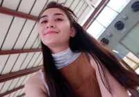 Baru Tunangan, Ryana Dea & Puadin Redi Liburan Bareng ke Hongkong
