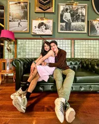 Bastian Steel Dandan Jadi Cewek Cantik & Mesra dengan El Rumi, Sitha Marino: Ntar Nyaman Ae Lu