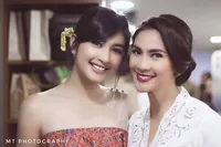 Beda 20 Tahun, Maudy Koesnaedy & Mikha Tambayong Bak Kakak-Adik