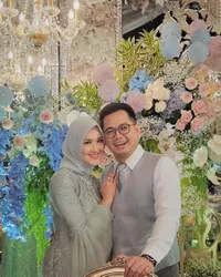 Beda Dengan Mempelai Wanita yang Tuai Kritikan, 8 Potret Lisya Nurrahmi Istri Tommy Kurniawan Banjir Pujian di Pernikahan Sahrul Gunawan