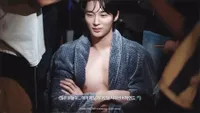 Behind The Scene Adegan Byeon Woo Seok Shirtless di 'PERFECT CROWN'