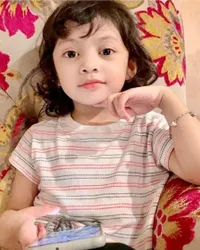Belum Menikah Lagi & Tak Punya Keturunan, Cici Paramida Unggah Foto Bareng Putri Kecil Berparas Cantik - Siti Rahmawati: Anaknya Mama Cici