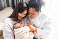 Belum Sebulan Usai Melahirkan, Potret Indah Permatasari Kembali Langsing - Netizen Ramai Sebut Hot Mom