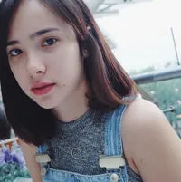 Bening & Mulus, Foto Ini Bukti Pamela Bowie Cantiknya Kebangetan!