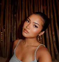 Beranjak Dewasa, Potret Queennara Putri Liza Natalia yang Kini Makin Cantik dan Pancarkan Aura Supermodel
