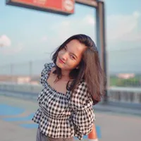 Beranjak Dewasa, Potret Safa Ricci Amanda Anak Sambung Ifan Seventeen yang Kini Makin Cantik - Tak Kalah Menawan Dari Citra Monica