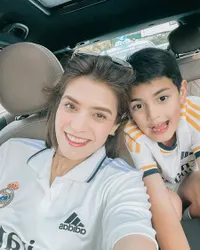 Beranjak Remaja, 8 Potret Quenzino Anak Sulung Carissa Putri yang Makin Ganteng & Saleh