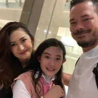 Beranjak Remaja, Potret Mihaela Anak Nafa Urbach dan Zack Lee yang Kini Makin Cantik - Calon Idola Masa Depan