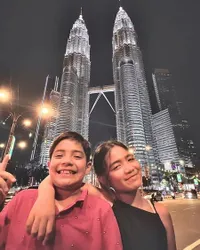 Beranjak Remaja, Potret Terbaru Aira Anak Tommy Kurniawan dan Tania Nadira yang Jarang Sekali Tersorot - Kini Makin Cantik