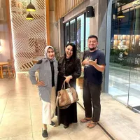 Berawal dari Cinlok, Ini 8 Potret Nia dan Adit AFI yang Kini Semakin Harmonis dan Mesra - Sudah 12 Tahun Bersama
