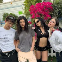 Berikan Surprise Guest di Coachella 2025, Charli XCX Bagikan Keseruan di Belakang Panggung