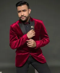 Berkharisma, 10 Potret Fildan DA yang Makin Glowing dan Ganteng dengan Brewoknya
