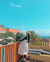 Berseteru Dengan Nathalie Holscher, Potret Putri Delina Anak Sule Ajak Adik-Adik Liburan ke Bali - Senyum Bahagia Disorot