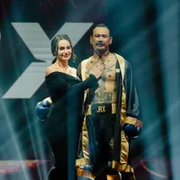 Bertarung Secara Gentle, Ini 8 Potret Jerinx SID Adu Tinju Melawan Uus di Atas Ring