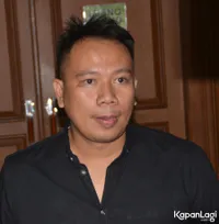 Berurai Air Mata, Vicky Prasetyo Layangkan Permohonan Perceraian