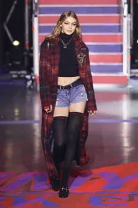 Best Dressed of The Week: Gigi Hadid - Nicole Kidman Cantik Abis!