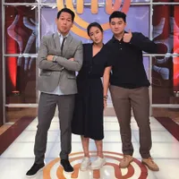 Biasa Bergaya Tomboi, Ini 8 Bukti Renatta Moeloek Bisa Feminin: Pakai Rok dan Gaun Curi Perhatian