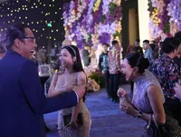 Biasa Tampil Hot, Ini 8 Potret Kalem Cupi Cupita di Resepsi Pernikahan Rizky Febian dan Mahalini - Kecantikannya Saingi Pengantin 