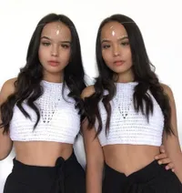 Bikin Curi Perhatian, 6 Seleb Kembar Cantik dan Memesona Tanah Air Ini Kerap Tampil Dengan Outfit Yang Sama