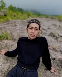 Bikin Geger! Sederet Pose Bugil Kim Hawt Mantan Manajer Mendiang Vanessa Angel, Ramai Dicibir dan Di-unfollow Netizen