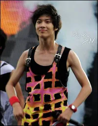 Bikin Hati Fans Pilu! 10 Idol Korea Ini Nyatanya Kelewat Kurus