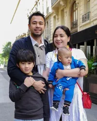 Bikin Netizen Pengin Tukar Nasib! 8 Potret Rafathar yang Pernah Beri Pinjaman ke Ayahnya 2 Miliar - Tak Ragu Tagih Usai Jatuh Tempo