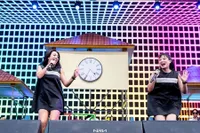 Bikin Nostalgia, 8 Potret Leony & Dea Ananda Tampil di Synchronize - Sahabatan Tiga Dekade