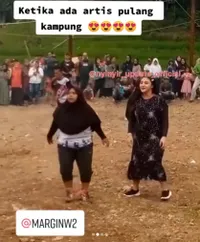 Bikin Pangling Banget! 7 Potret Margin Wieheerm Main Sepak Bola di Kampung - Disebut Gemukan Hingga Pencitraan