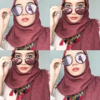 Bingung Baju Buat Lebaran? Intip OOTD Hijab Zaskia Sungkar Yuk!