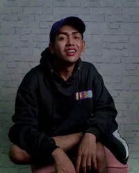 Blak-Blakan Ngaku Gay, 8 Fakta Kim Hawt Mantan Manajer Vanessa Angel - Jadi Simpanan Demi Bangun Rumah Orangtua