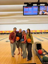 Bowling Jadi Cara Bryan Domani Quality Time Bareng Keluarga 